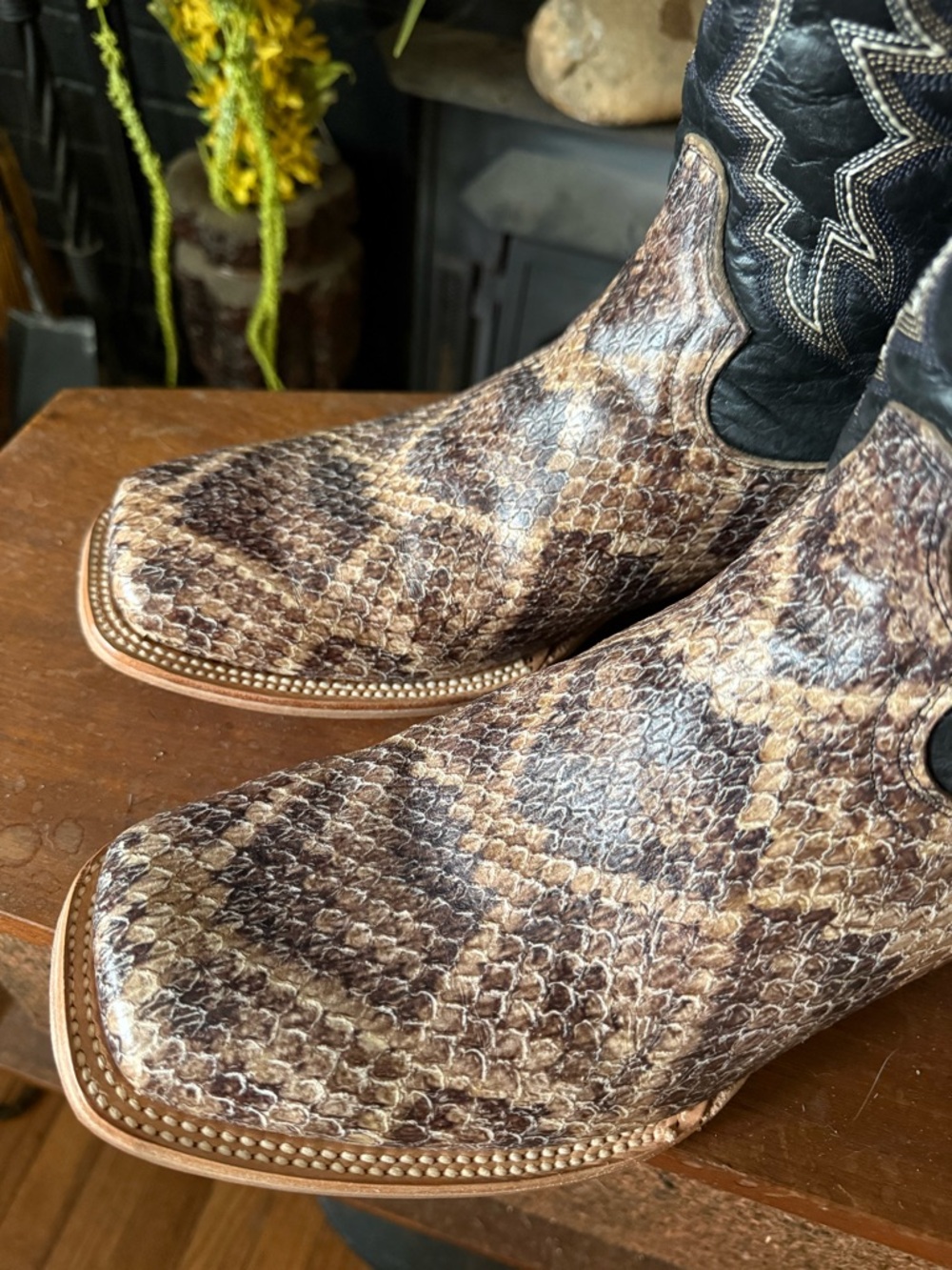 Rattlesnake Boots 12D - Picture 5 of 7